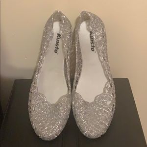 Silver Flat Peep-toe Jellies